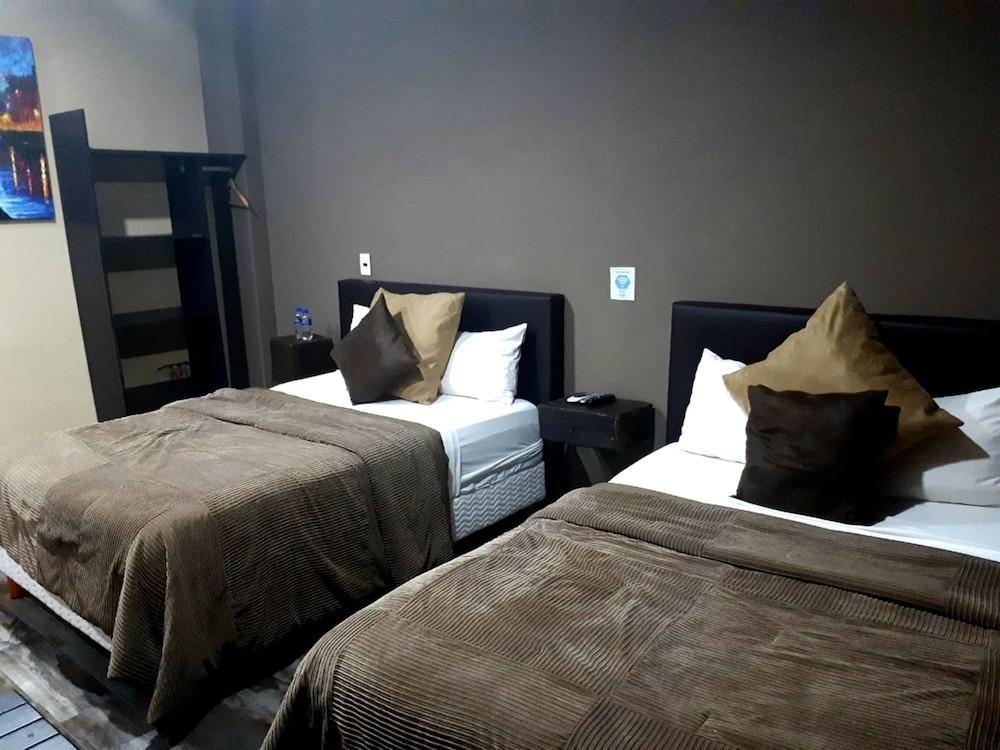 קרטרו Independencia Dos 7 Hotel Boutique מראה חיצוני תמונה